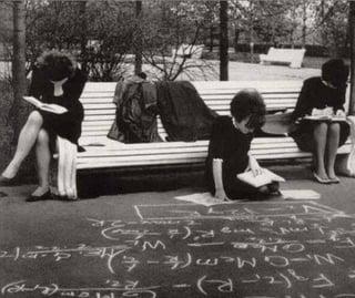 Falz, R)- Rece Memft-to W