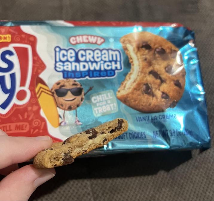 N S §! TLL ME! CHEW Ice Cream sandwich inSPIRED CHILL FOR TREAT! KOH VANILLA CREMе SOFT COOKIES NEWT 990 CO