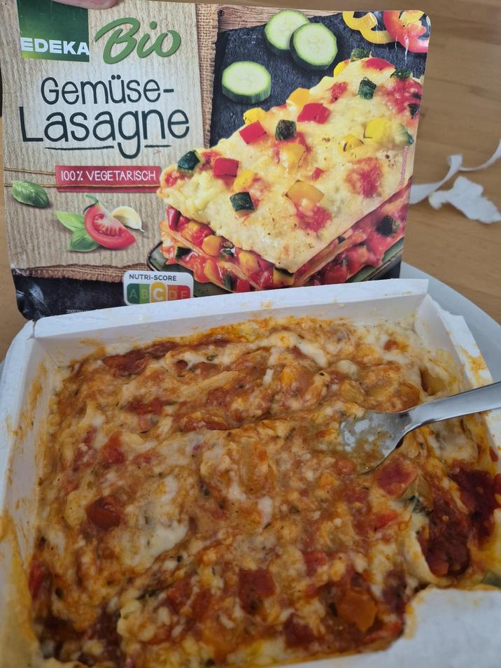 EDEKA Bio Gemüse- Lasagne 100% VEGETARISCH 300070 NUTRI-SCORE