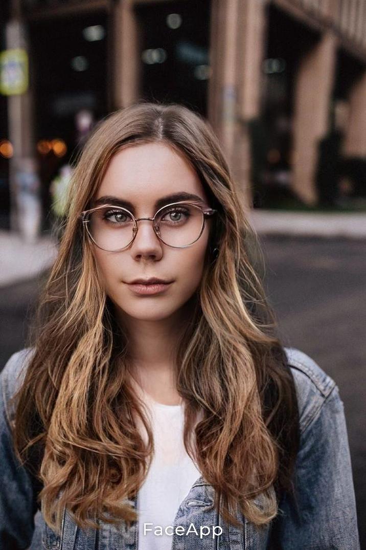 Female version A female version of "Russian":https://knowyourmeme.com/memes/cultures/russia "influencer":https://knowyourmeme.com/memes/social-media-influencer Ян Топлес (Jan To'ples) known as the Smart Guy With Glasses or Smart Guy in Glasses Wallpaper Download, seen with blonde hair, glasses and jean jacket. The photo went viral on TikTok in 2025.
