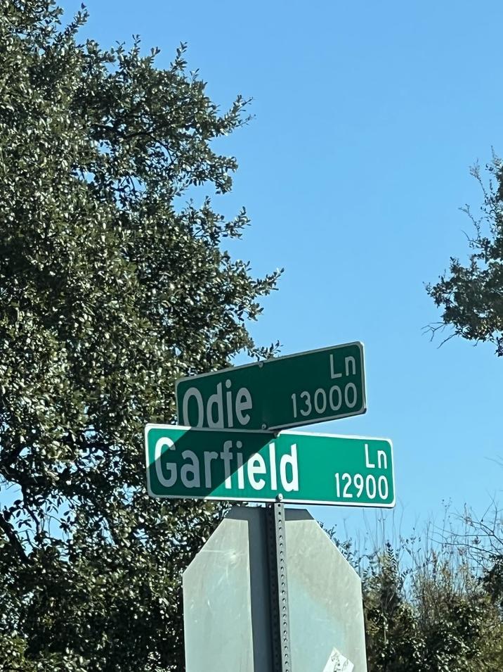 Ln Odie 13000 Garfield Ln 12900