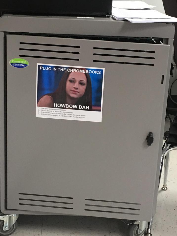 Connect30 SCASTA PLUG IN THE CHROMEBOOKS HOWBOW DAH 1. Use your assigned chromebook 2. Do not misuse or abuse the chromebooks 3. Put the chromebooks back in the correct numbered space 4. Plug the chromebooks in with the correct numbered cord