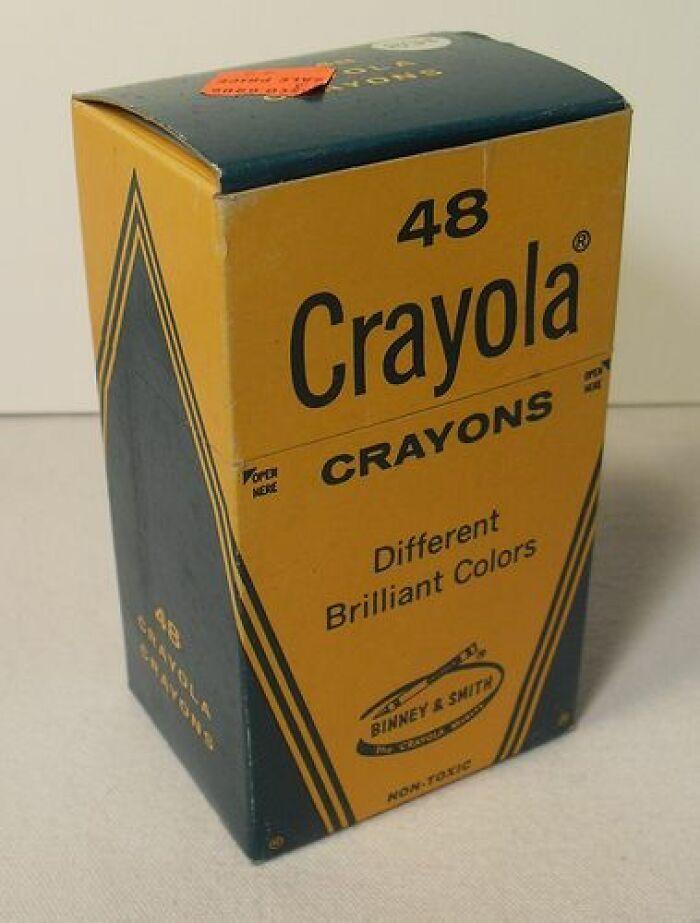 CRAYOLA NERE 48 Crayola CRAYONS Different Brilliant Colors OPEN BINNEY & SHITH NON-TOXIC