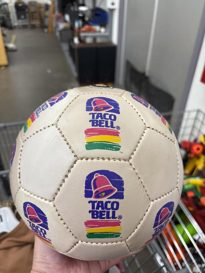 TACO BELLL TACO BELL TACO BELLⓇ