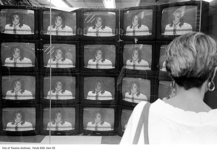 MOH +ns 60 City of Toronto Archives, Fonds 620, Item 32