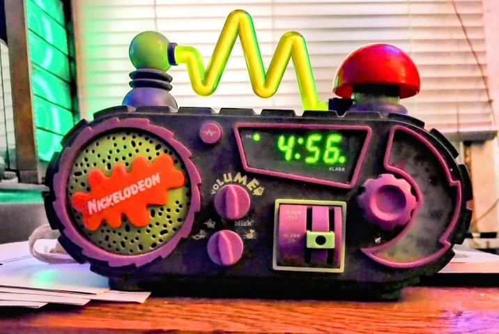 NICKELODEON M 4:56. ALARM Nick ALARM OFF ALARM