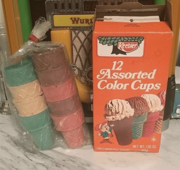 WURI Keebler 12 Assorted Color Cups UNCOMMONLY GOOD NET WT. 1.50 OZ (42)