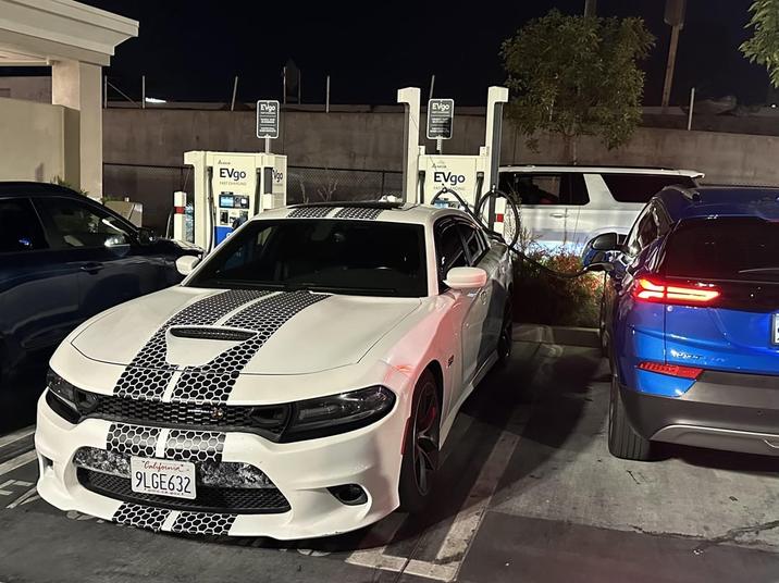 California 9LGE632 EVgo EVgo Дми EVgo FAST CHANG Vgo EVgo FASCING く