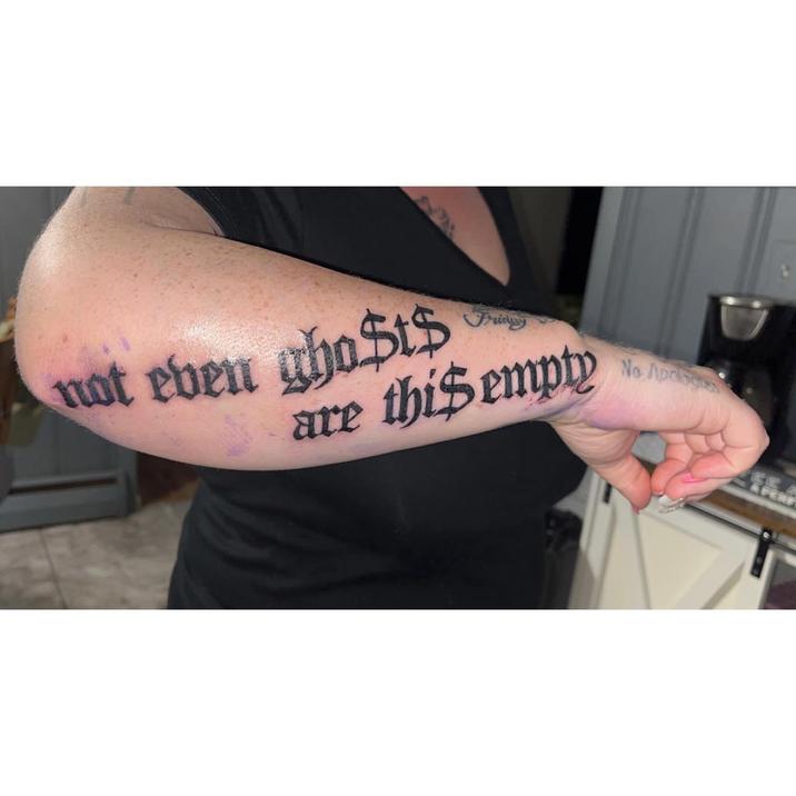 not even aho$t$ Friday are this empty No Apologues A PERF