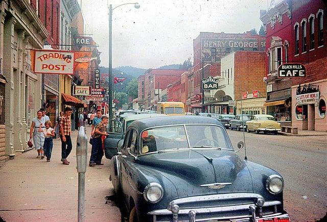 TRADI POST F.O.E. HENRY GEORGE 5 2777 CAFE ooss BUFFALO BAR BLACK HILLS CAFE LETS EAT HE