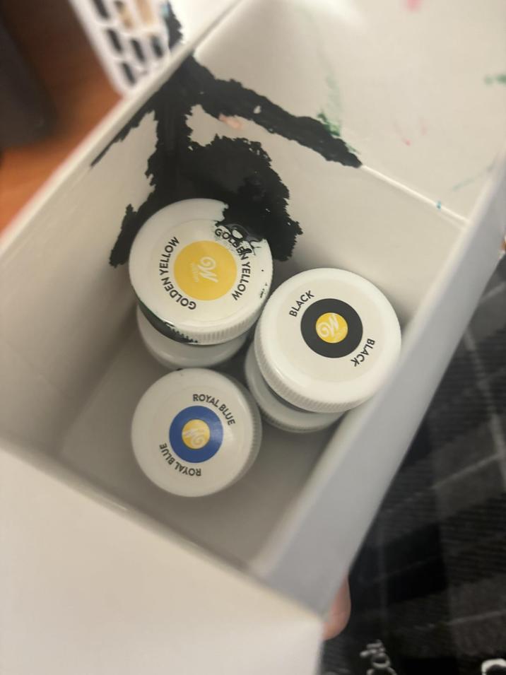 YELLOW GOLDEN OW ROYAL BLUE SEN BLACK BLACK Coh ROYAL BLUE