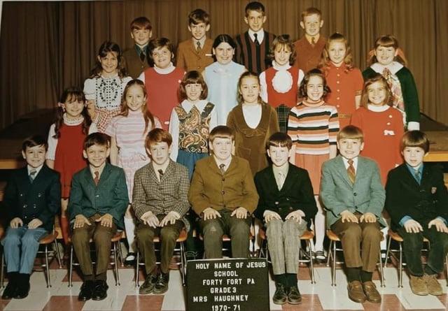 HOLY NAME OF JESUS SCHOOL FORTY FORT PA GRADE 3 MRS HAUGHNEY 1970-71