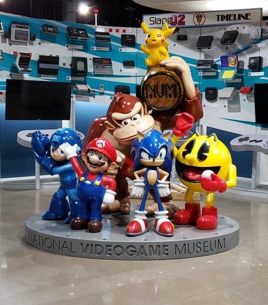 Stage 2 TIMELINE 60 (NUM) NATIONAL VIDEOGAME MUSEUM H