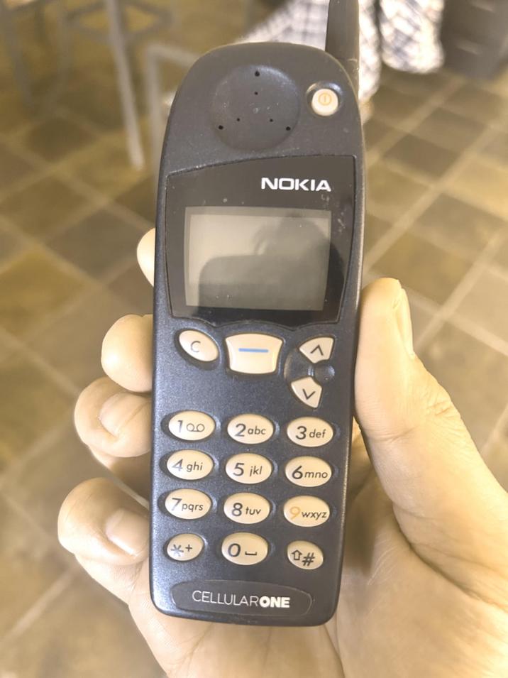 NOKIA 100 2abc 3 def 4 ghi 5 ikl 6mno 7 pq pqrs 8 tu wxyz CELLULARONE #0