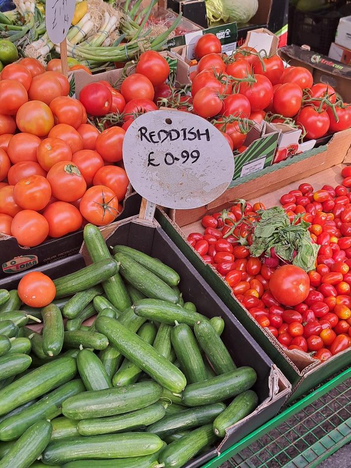 LOMA PRODUCE GRUPA PRODUCENTO WARZYW BOTO REDDISH £0.99 SNOJ Ardacan