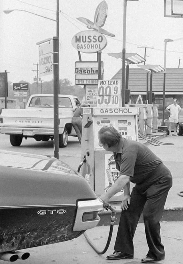 MUSSO GASOHOL GASOHOL CHEVROLET SAVE Gasoho OPEN 24 HOUR NO LEAD ANTI FREEZE 29 PROPANE GA GASOHOL 009 JJ10 GASOHOL GTO Gas