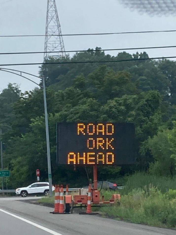 ROAD ORK AHEAD B