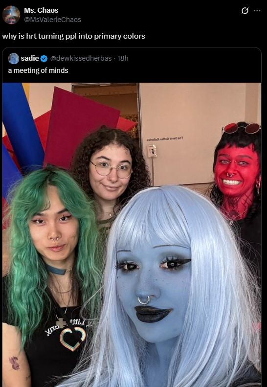 Popular Twitter reaction: I love this gorgeous blue woman