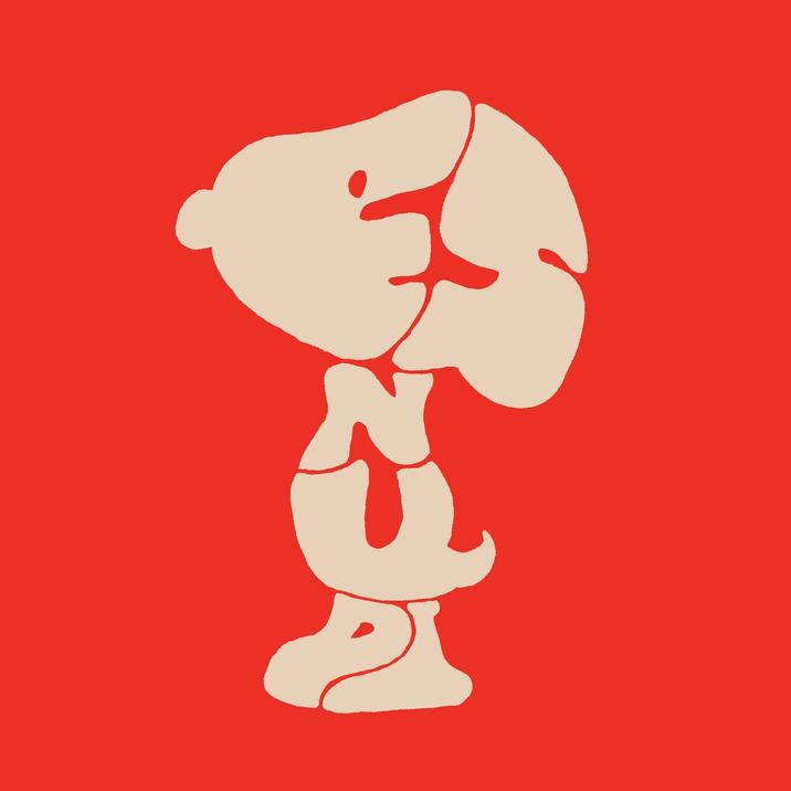 X user @pinagkaitan_ posted a calligram showing Snoopy from the comic strip _Peanuts_, spelt using his Spanish name, "Esnupi."