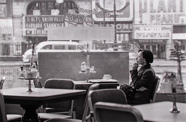 ULANI ACTS VAUDE VILLE D PEANUT BARBARA STAN ON