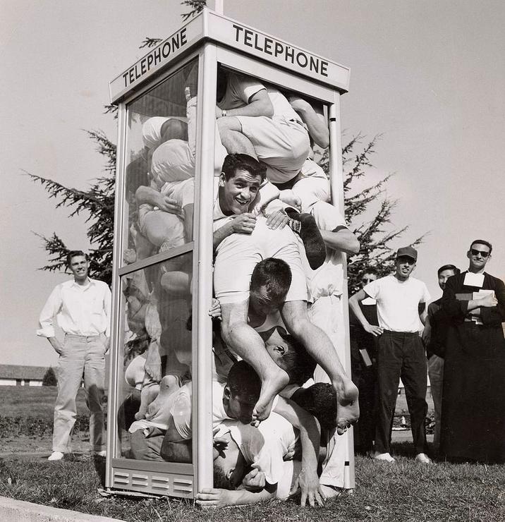 TELEPHONE TELEPHONE