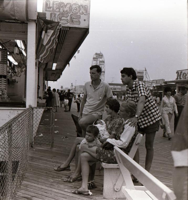 LEMON LICE A CCARETTE CHARLES He