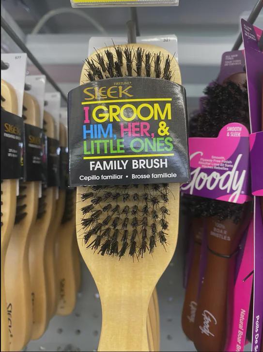 FIRSTLINE SLEEK GROOM HIM, HER, & LITTLE ONES FAMILY BRUSH Cepillo familiar Brosse familiale SMOOTH & SLEEK Pysy Free Pish Le Et Sans Rebelles Joody SLEEK SIECI BOAR MISTLES Polls De S Natural Boar Br Lpery Goody