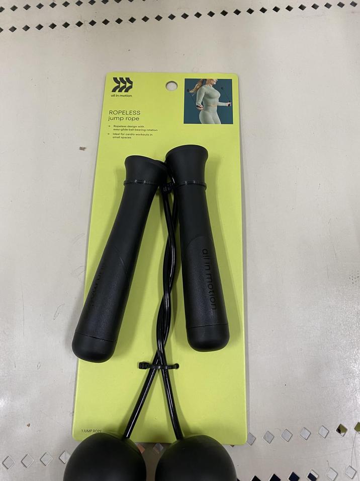 all in motion. ROPELESS jump rope Ropeless design with easy-glide ball-bearing rotation Ideal for cardio workouts in small spaces Λ all in moto 1 JUMP ROPE