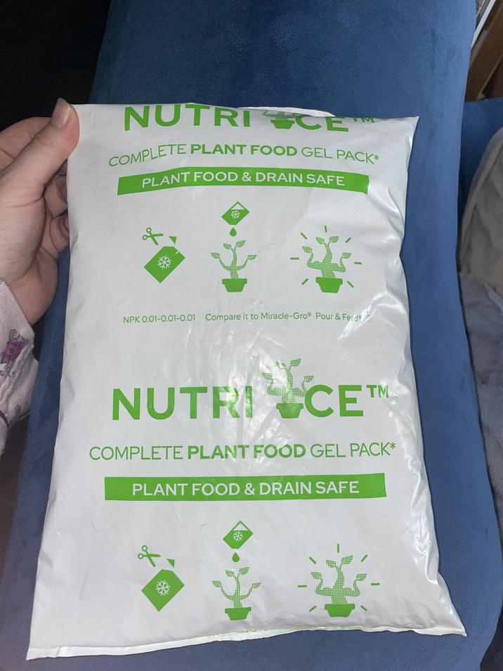 NUTRICE COMPLETE PLANT FOOD GEL PACK* PLANT FOOD & DRAIN SAFE NPK 0.01-0.01-0.01 Compare it to Miracle-Gro Pour & Feed NUTRICE™M COMPLETE PLANT FOOD GEL PACK* PLANT FOOD & DRAIN SAFE