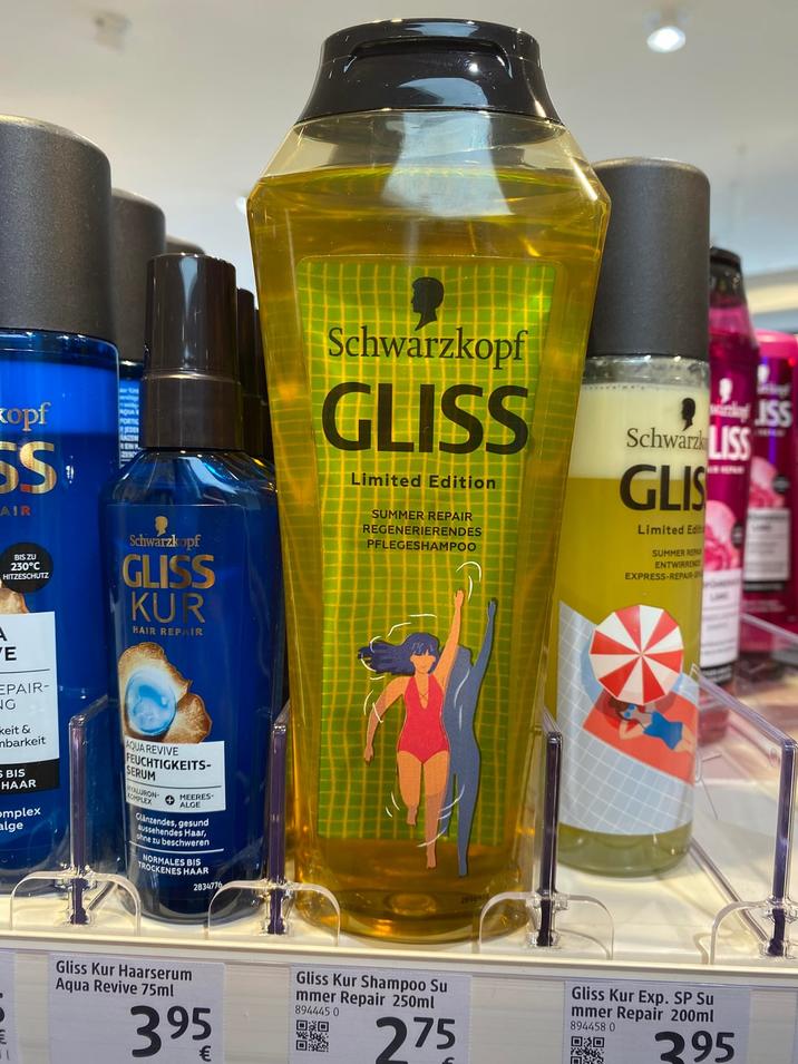 opf S$ AIR BIS ZU 230°C HITZESCHUTZ E EPAIR- NG keit & nbarkeit 5 BIS HAAR omplex alge Schwarzkopf GLISS KUR HAIR REPAIR AQUA REVIVE FEUCHTIGKEITS- SERUM + MEERES- ALGE HYALURON- KOMPLEX Glänzendes, gesund aussehendes Haar, ohne zu beschweren NORMALES BIS TROCKENES HAAR 2834776 Schwarzkopf GLISS Limited Edition SUMMER REPAIR REGENERIERENDES PFLEGESHAMPOO kay JSS Schwarzk SS GLIS Limited Editi SUMMER REPA ENTWIRRENCE EXPRESS-REPAIR- * Gliss Kur Haarserum Aqua Revive 75ml 395 Gliss Kur Shampoo Su mmer Repair 250ml 894445 0 OXO 回過 275 Gliss Kur Exp. SP Su mmer Repair 200ml 894458 0 回家回 D 395
