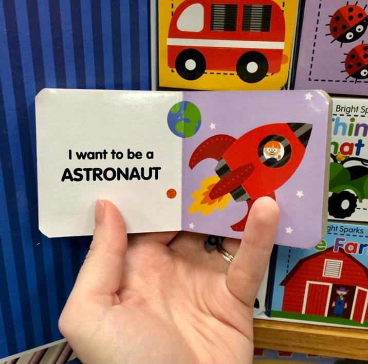 I want to be a ASTRONAUT Bright Sp hin at ght Sparks Far