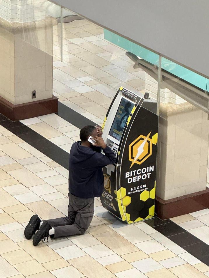 Support@bitcoind ·435-260 Text ITCOIN DEPOT BITCOIN DEPOT foomD BitcoinDepot.com