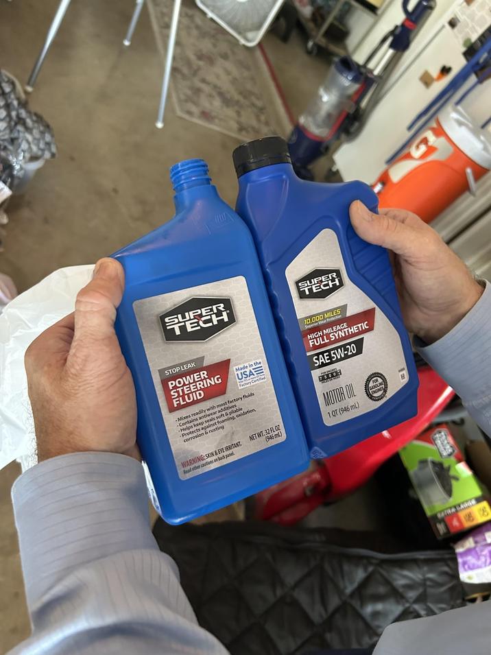 SUPER TECH SUPER TECH STOP LEAK POWER STEERING FLUID Made in the USA Factory Certified -Mixes readily with most factory fluids -Contains antiwear additivese Helps keep seals soft -Protects against foaming, oxidation, corrosion & rusting WARNING: SKIN&EYE IRRITANT. Read other cautions on back panel. 10,000 MILES Superior Wear Protection HIGH MILEAGE FULL SYNTHETIC SAE 5W-20 FOR ENGINES 7500 MOTOR OIL NET WT.32 FL OZ GASOLINE KA (946 mL) 1 QT (946 mL) SATRA LARGE