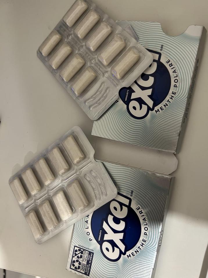 PAPER MULTI-LAYER PAPIER METALLISE SLEEVE TRAY POCHETTE PLATEAU WRIGLEY'S AA exce MENTHE POLAIRE /MD 0000 com WRIGLEY'S excel MENTHE POLAIRE /MD OCOP