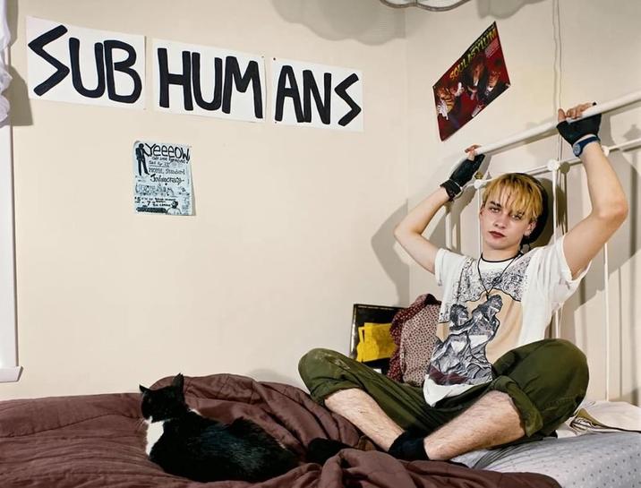 SUB HUM ANS Yeeeow Motal, Standard Joisocracy SOULAS YIUM