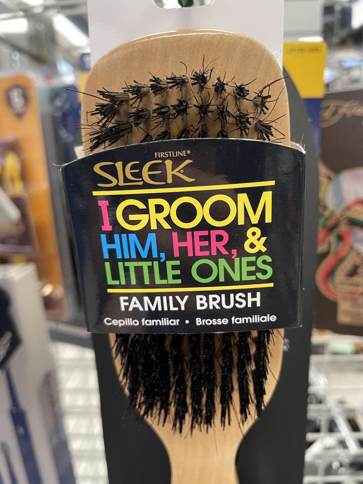 9 FIRSTLINE® SLEEK I GROOM HIM, HER, & LITTLE ONES FAMILY BRUSH Cepillo familiar Brosse familiale •