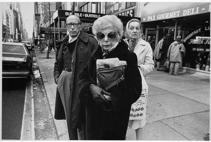 RESTAURAN-COFF BUBLE+BUMBLE nirs ATE NAGE **** 56 PAX GOURMET DELI- BREAKFAST LU Health Sa FREE DELIVERY 586