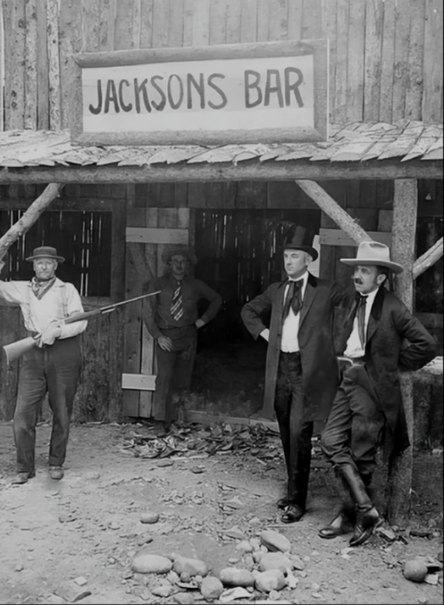 JACKSONS BAR