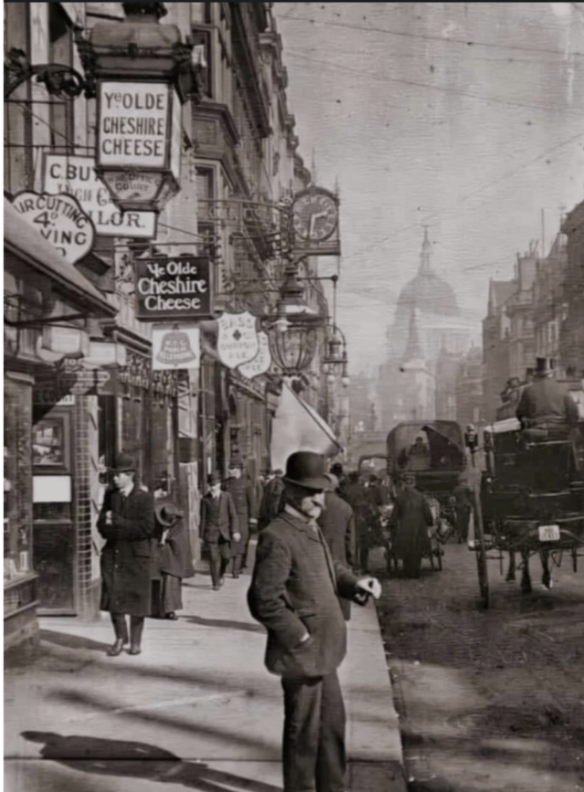 CBU YeOLDE CHESHIRE CHEESE COLINT IRCUTTING LOR VING Ye Olde Cheshire Cheese BASO FLE