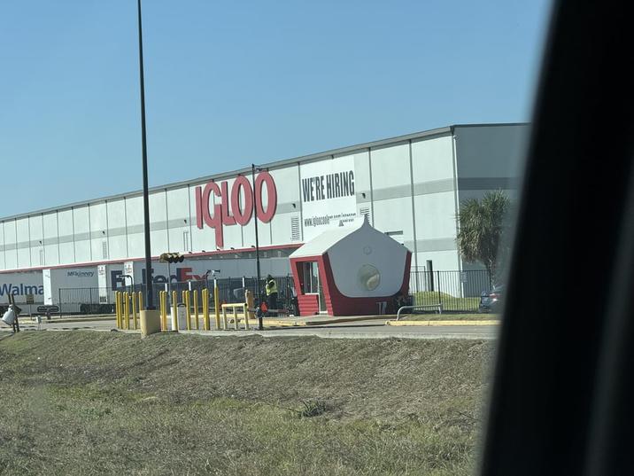 Walma Mckinney IGLOO . WE'RE HIRING www.com/ www