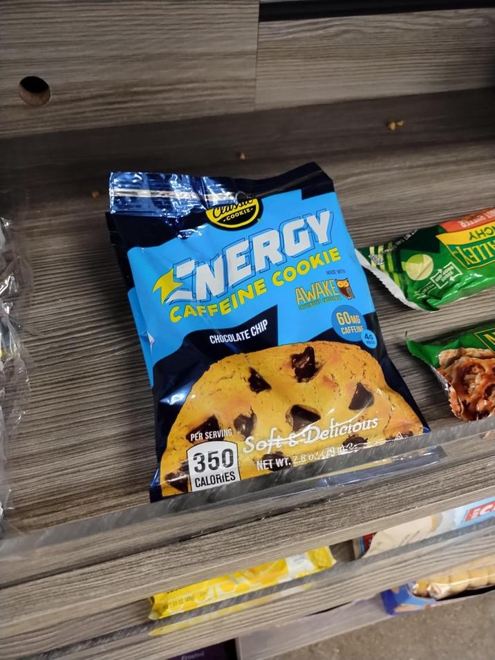 169 02 (48) Frosted Classi -COOKIE- ENERGY CAFFEINE COOKIE CHOCOLATE CHIP MADE WITH AWAKE 60MG CAFFEINE 4G AHO PER SERVING 350 Soft & Delicious CALORIES NET WT. 2.8 0279 012 EC