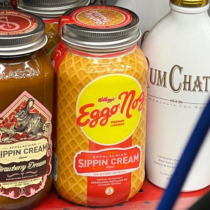 MCH AM SIPPIN CREAN UQUEUR APPALACH MASON APPALACHIAN IPPIN CREAM rawberry Dream SUGARLANDS DISTILLING CO. PRICE BOTTLED ATLANTI STILLING COMP Kellogg's Eggo not EGGNOG LIQUEUR APPALACHIAN SIPPIN CREAM 20% ALC/VOL/40 PROOF PRODUCED AND BOTTLED ET SUGARLANDS DISTILLING CO. CATLINGURG, TENNESSEE UMCHAT 班 HORCHATA CON RO Caribbean Ru Real Dairy Natural & Artific 13.75% 31