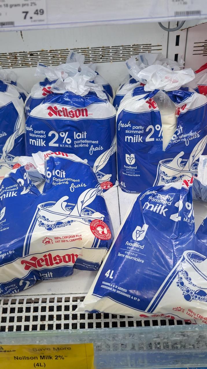 18 gram pro 2% 7.49 ; ais partly kimmed milk fresh, partly skimmed Neilson milk 2% lait M.F./M M.G. /MD partiellement M.F./M.G. écrémé ait Partiellement écrémé frais frais fresh partly milk 2% it Foodland ONTARIO ONTARIO Terre nourricière AL D ADDED helf partly Skimmed milk Conellement crané and ricière ET CALC DINES A ET D partly kimmed 100% CANADIAN MILK LAIT 100% CANADIEN Neilson Jait artiellemen MO OTEINS OCELLENTE TEINES PROTEI DITIONNE DE VITA VITAMINS A WORLD Save More Neilson Milk 2% (4L) Foodland ONTARIO ONTARIO Terre nourricière M.F.MG. 4L VITAMINS A&D ADDED ADDITIONNÉ DE VITAMINES A ET D 100% CAND LAIT 10 CA