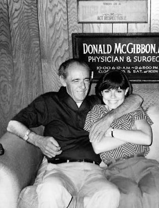 THIS IS A ACT RESPECTABLE DONALD MCGIBBONA PHYSICIAN & SURGEC 10:00 12 AM 26500 PM CLO B. SAT. NOON