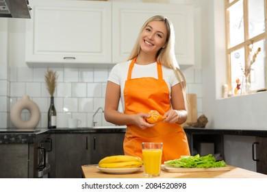 shutterstock.com. 2084520898