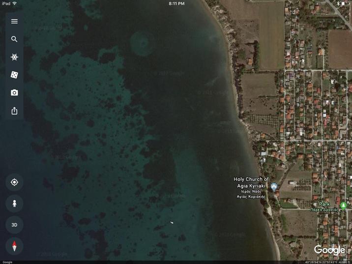 iPad 8:11 PM о O 3D Google 2018 Google 2010 Cangle 2018 Google 20180 Holy Church of Agia Kyriaki Ιερός Ναός Αγίας Κυριακής Park Πάρκο Δροσιάς 2013 Google Google 40°26'54 N 22°51'43"E 4,060 ft