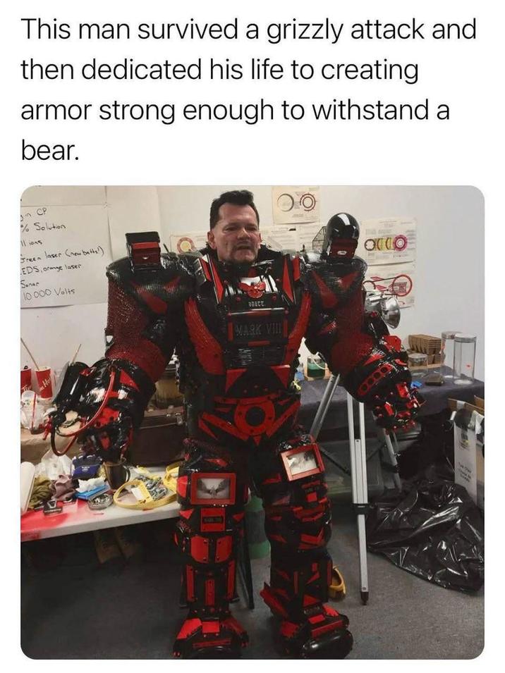 This man survived a grizzly attack and then dedicated his life to creating armor strong enough to withstand a bear. CP % Solution Ilions Green laser (new batts!) EDS, orange laser Senar 10.000 Volts Э BRECT MARK VIII από