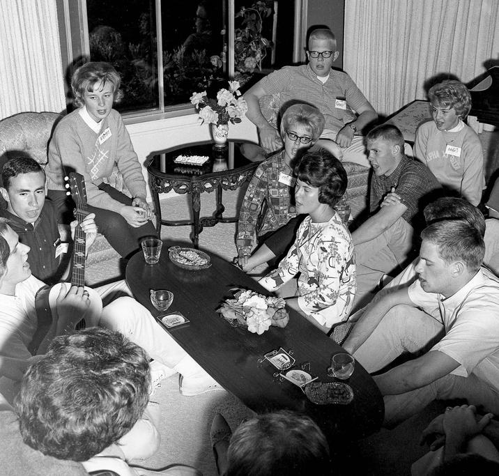 KOSTI TAULEEN GARY PHA MARY