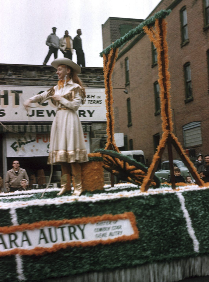 HT SH OR TERMS S JEW RY ARA AUTRY COWBOY CTAR GENE AUTRY