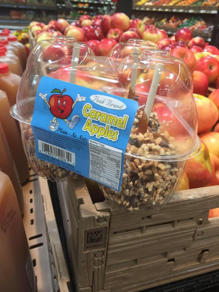 111887 PRODH131? INGREDIENT Peak Brand Caramel Apples Plain-No Nuts Nutrition Facts skim milk, sugan Vegetable t amin Doy 0 Apples, Com Syrup. Suger Condensed Whole gar Vegetable Shortening (soybean oil), tanium phospha Con Anicial Flav avoring CRATE, carrageenan, TER Pn: Peands URCHASE ASE 3 Apples Net Wt. 9oz. (255g) 78951 500610 HORTON FRUIT CO., INC. LOUISVILLE KY 40218 Serving Size 1 Apple (85g) ServingsPer C ngsPer Container 3 Amou 200 Total Fa otal Fat 13g Salu Fat C % Daily V Calories 120 A Fat40 Sorterol Value 20% 19% at 0g 0% 9.339 y Fiber 3g Vitamin A 0% Vitamin C 4% 2% Da 64 11/8252404 00